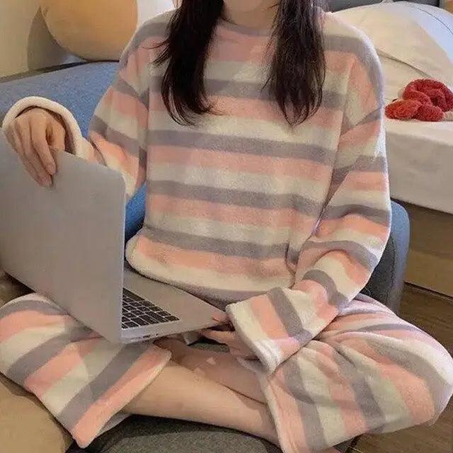 Trendy Pajama Women Thick Flannel Warm Female Winter Pajama Set Long Sleeve Full Trousers Two Piece Pajamas Cartoon Pajamas Women Pajamas Set Sleepwear Autumn Plus Size Top Long Pant Sleepwear Girls Pajamas