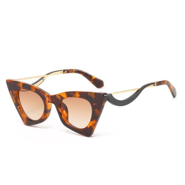 Vintage Square Cat Eye Sunglasses Women Retro Trendy Cat eye Sunglasses Classic Fashionable , Decent Personality & Wind Sunglasses In Retro Box Trending Street Style Sunglasses For Men & Women