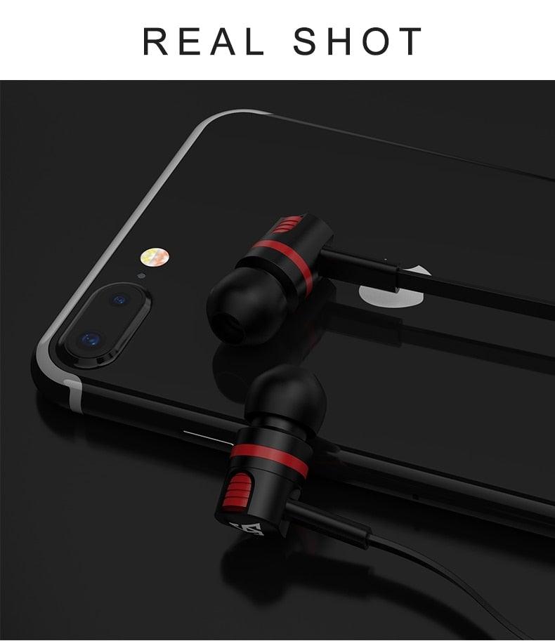 Wired in-Ear Headphones With Tangle-Free Cord Noise Isolating Bass Driven Sound Metal Earphones Carry Case Ear Bud Tips In-ear Earphone Super Bass Sound Sport Headset With Mic for Phones Ear Phone For Women 3.5mm