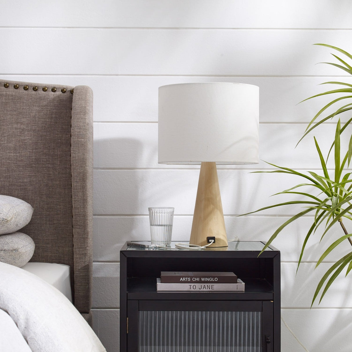 Maylee Table Lamp with USB Port