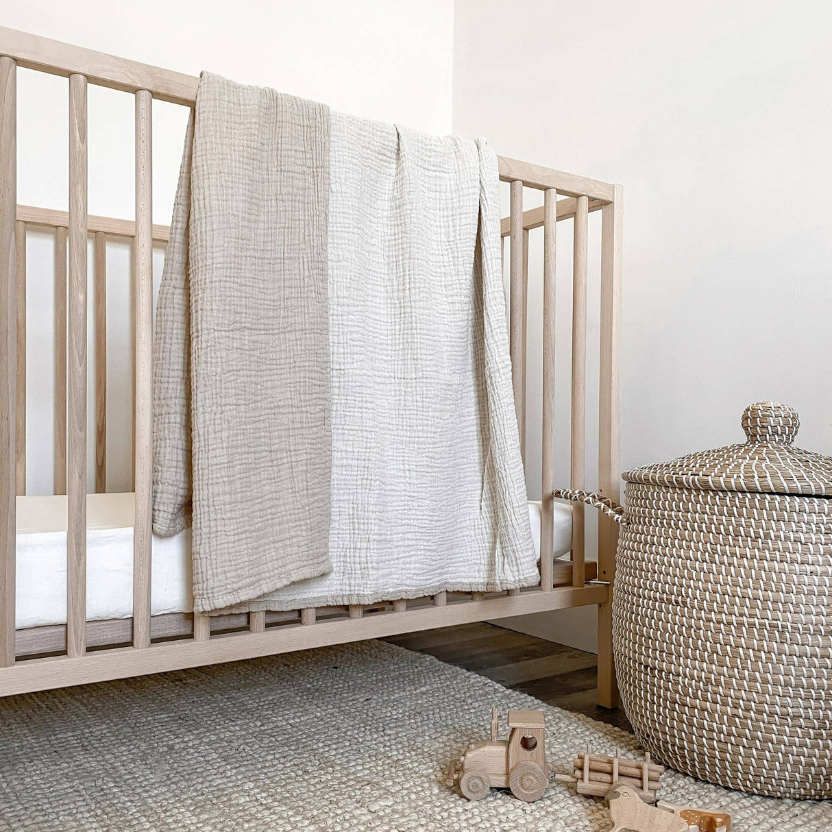 Crinkle Cotton Baby Blanket by POKOLOKO