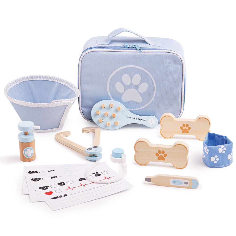 Veterinary Set by Bigjigs Toys US