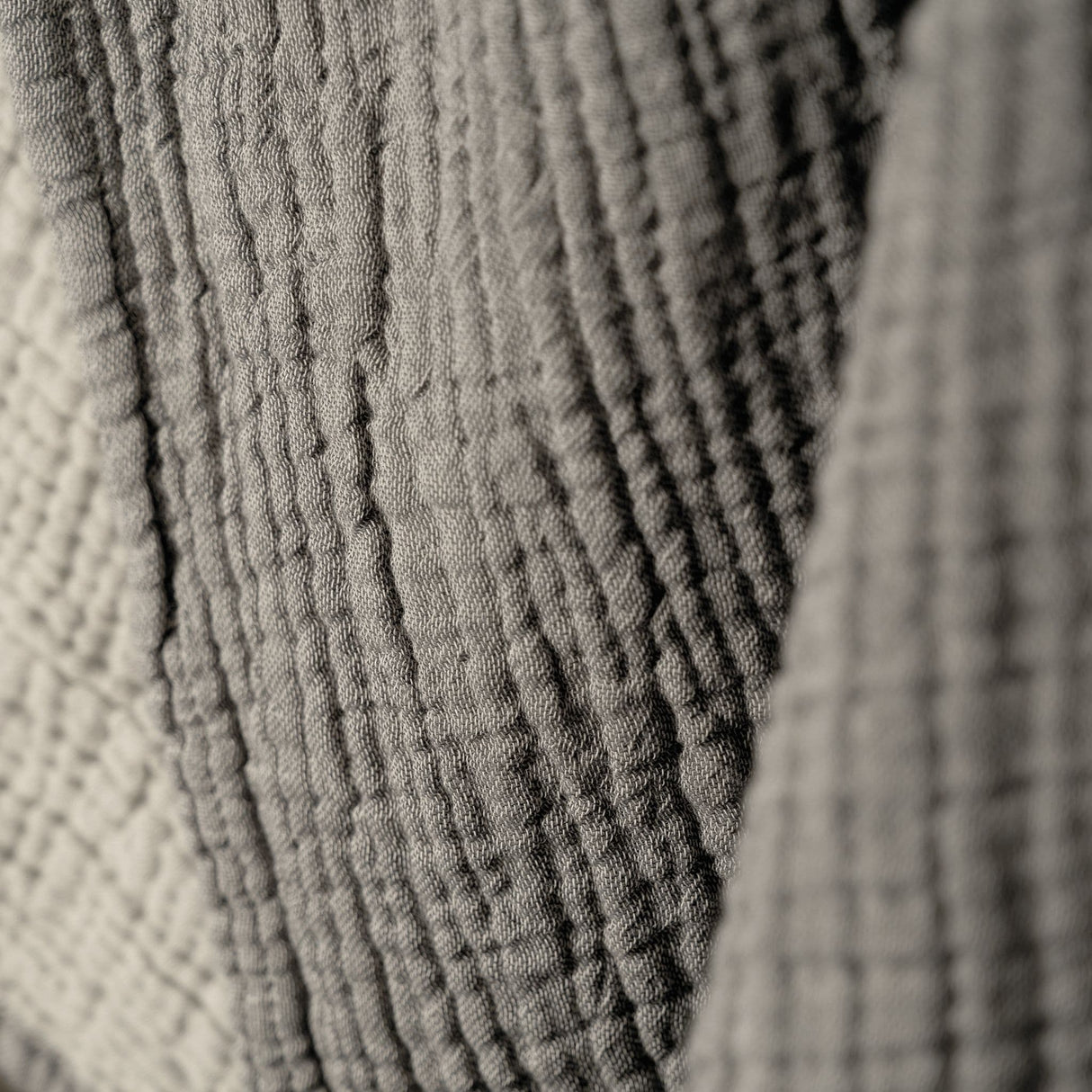 Crinkle Cotton Baby Blanket by POKOLOKO