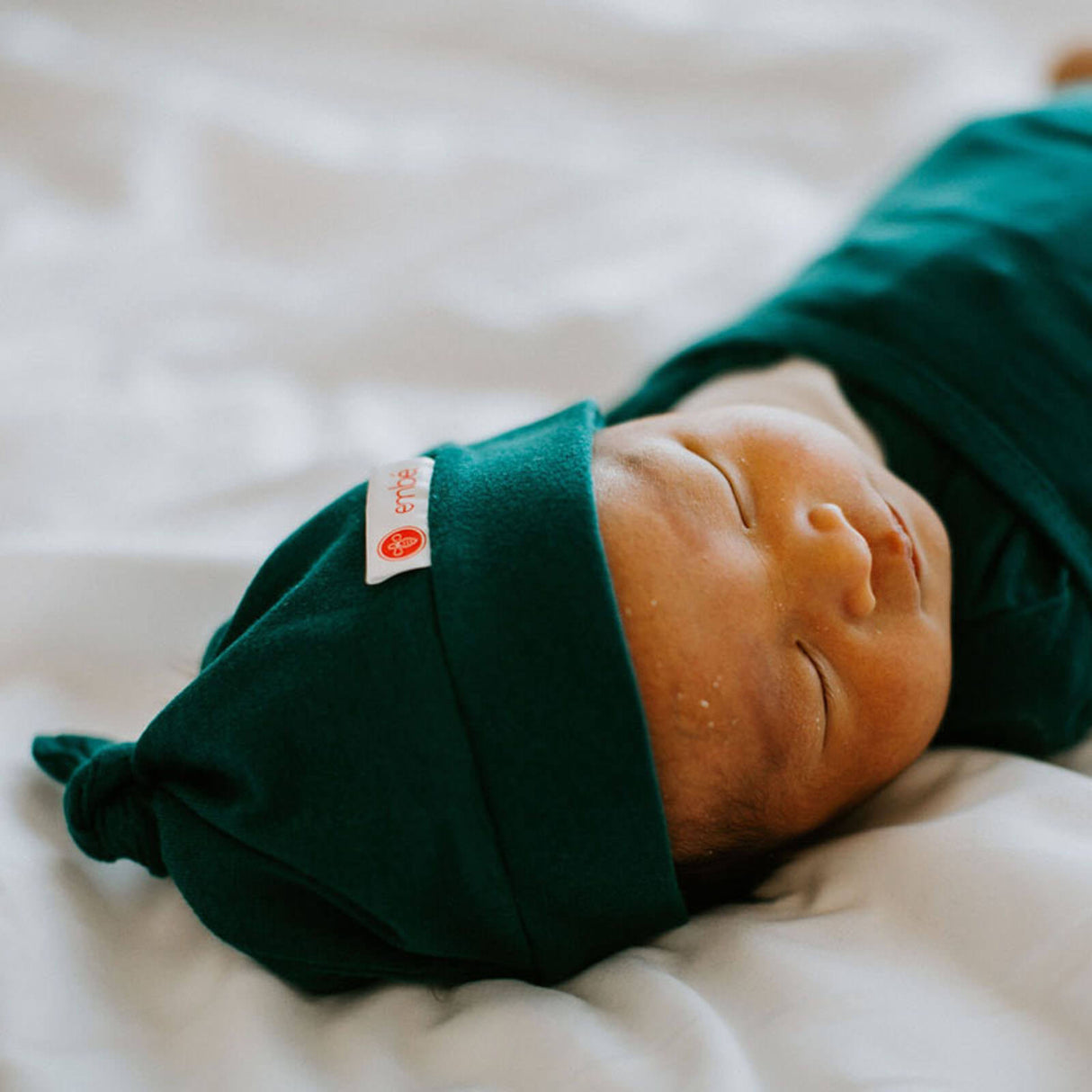 Hat + Long Sleeve Swaddle Sack Bundle by embé®