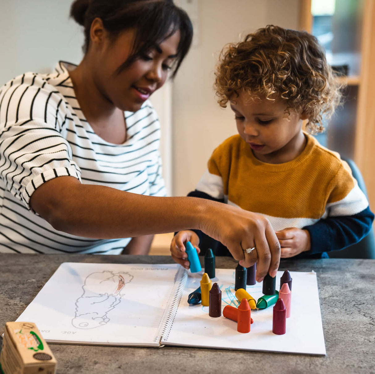 The Creative Kid Coloring Set by Honeysticks USA