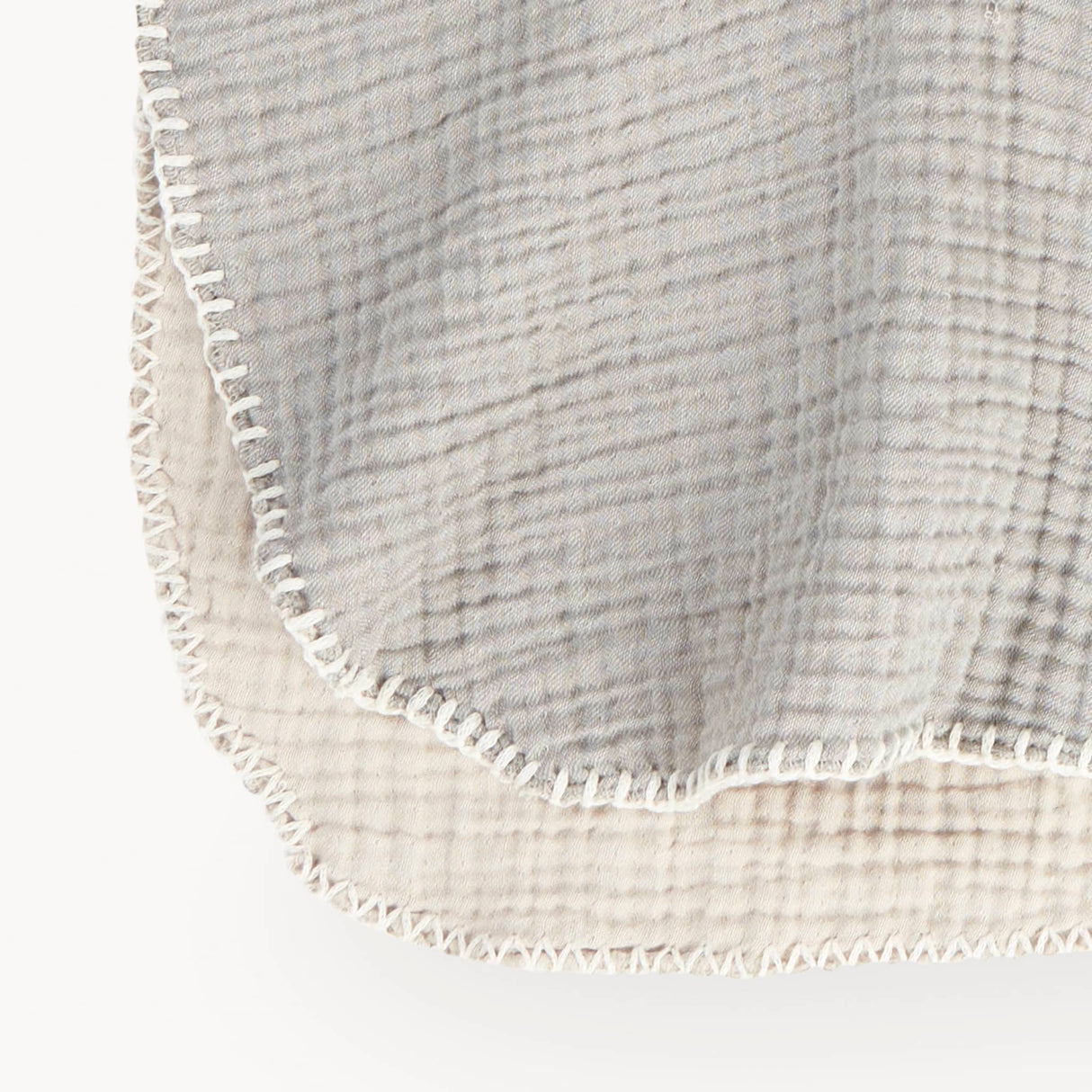 Crinkle Kids Poncho by POKOLOKO