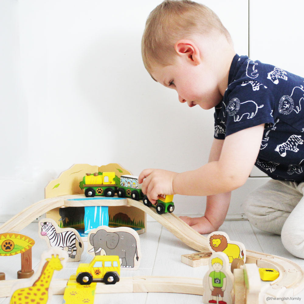 Safari Train Set by Bigjigs Toys US