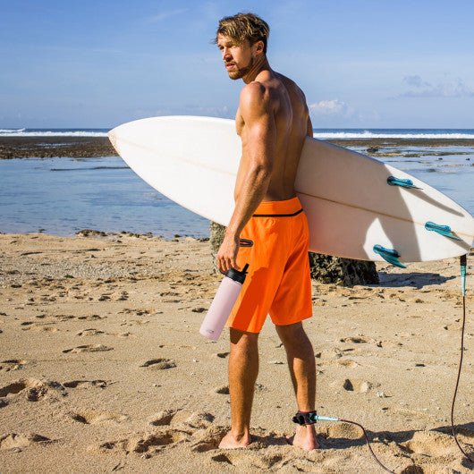 22 Oz Double-walled Insulated Stainless Steel Water Bottle with 2 Lids and Straw-Pink