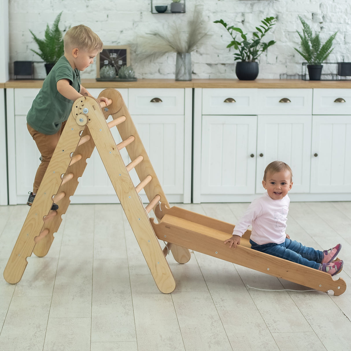 2in1 Montessori Climbing Set: Triangle Ladder + Slide Board/Ramp – Beige