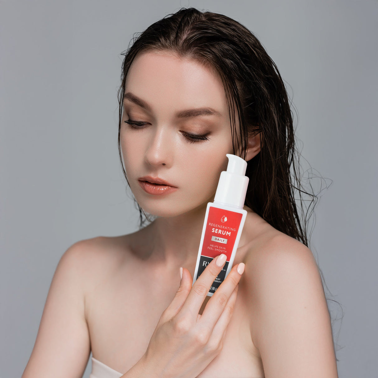 Radiance & Hydration Serum Duo: Regenerating Serum with Niacinamide & Peptides + Hydrating Facial Serum with Hyaluronic Acid by Pursonic