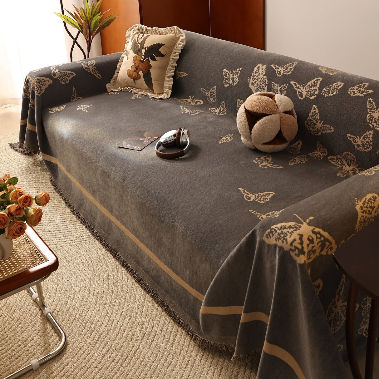 Butterfly Jacquard Soft Couch Blankets Cover for Couch Reversible Modern Sofa Slipcover Throw Covers