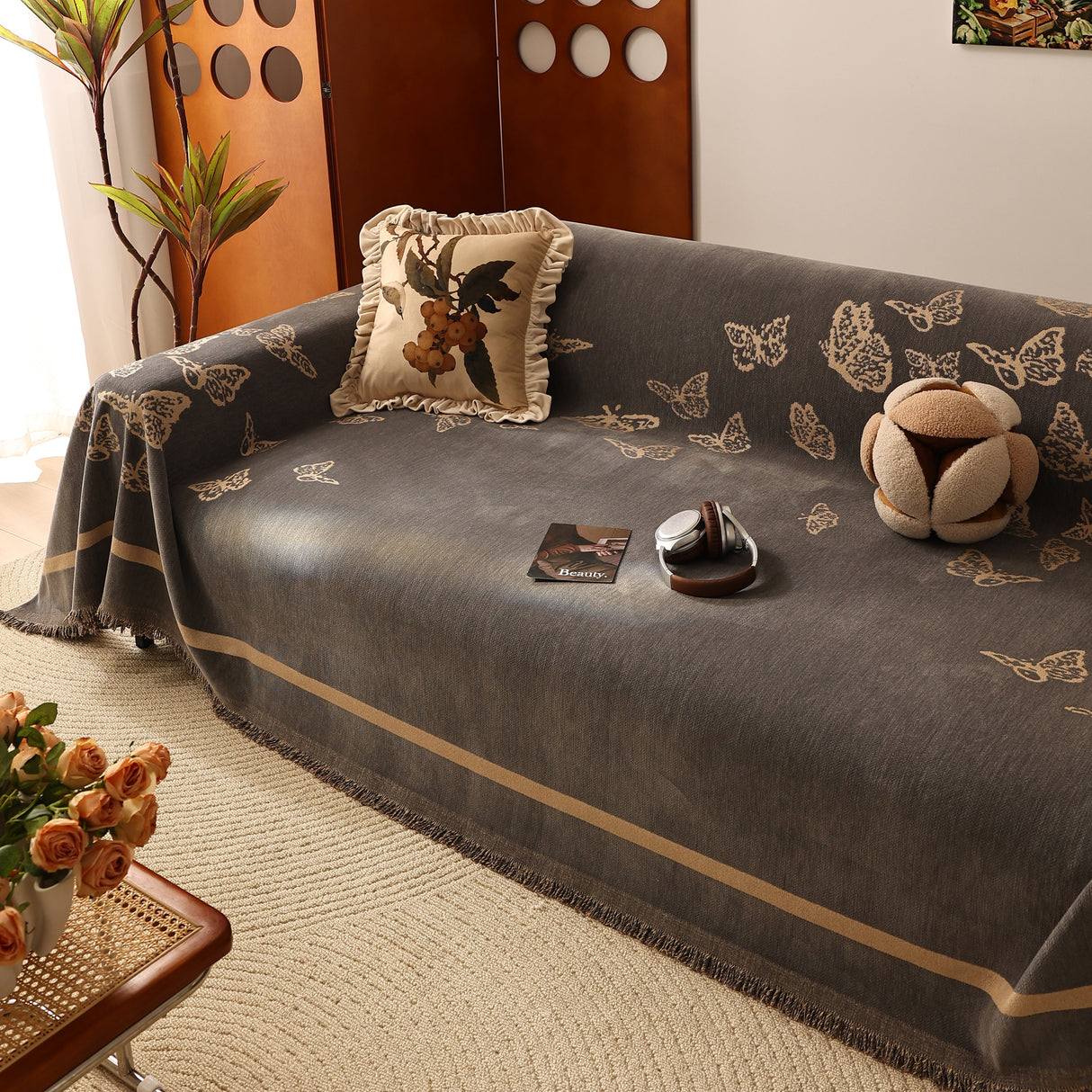 Butterfly Jacquard Soft Couch Blankets Cover for Couch Reversible Modern Sofa Slipcover Throw Covers