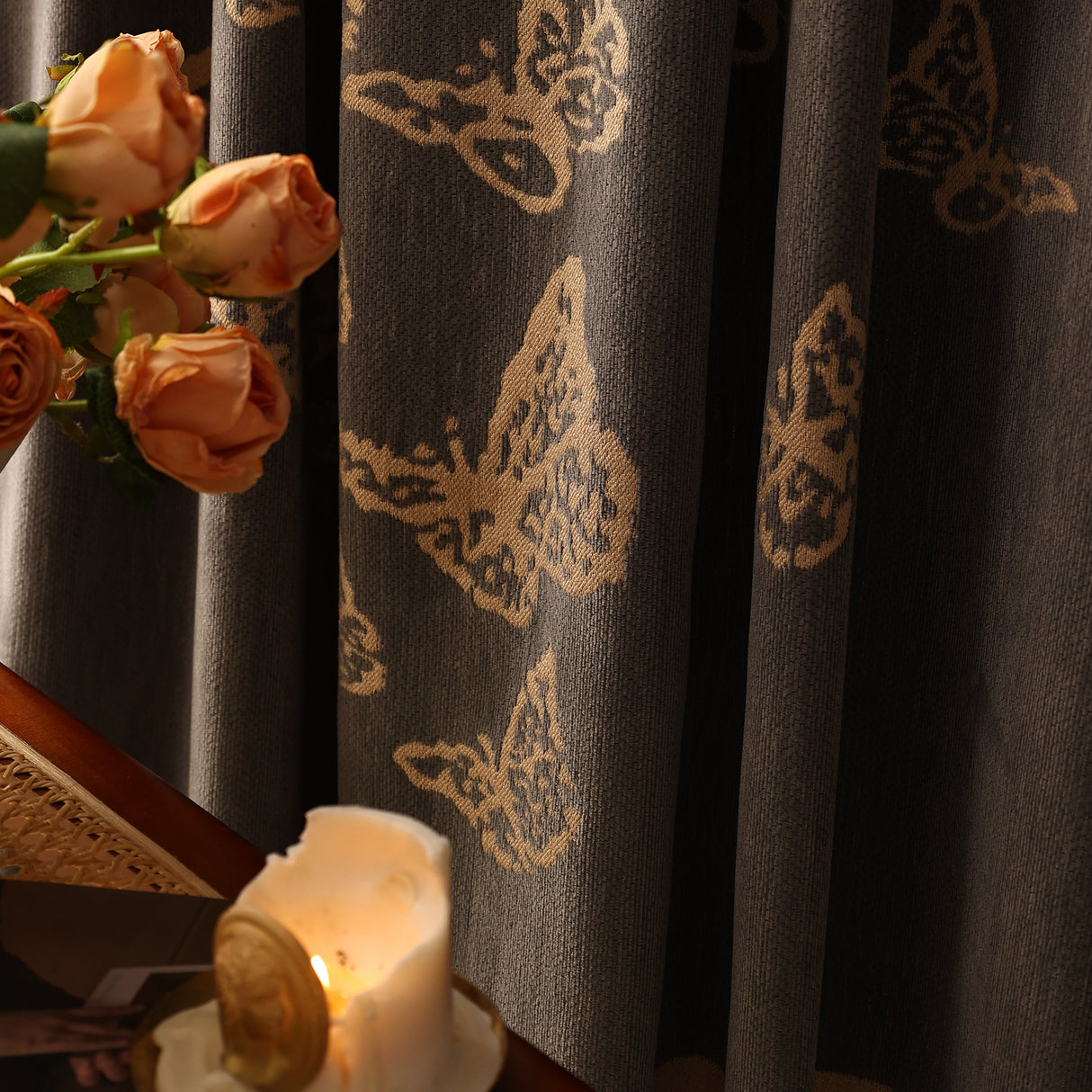 Butterfly Jacquard Soft Couch Blankets Cover for Couch Reversible Modern Sofa Slipcover Throw Covers