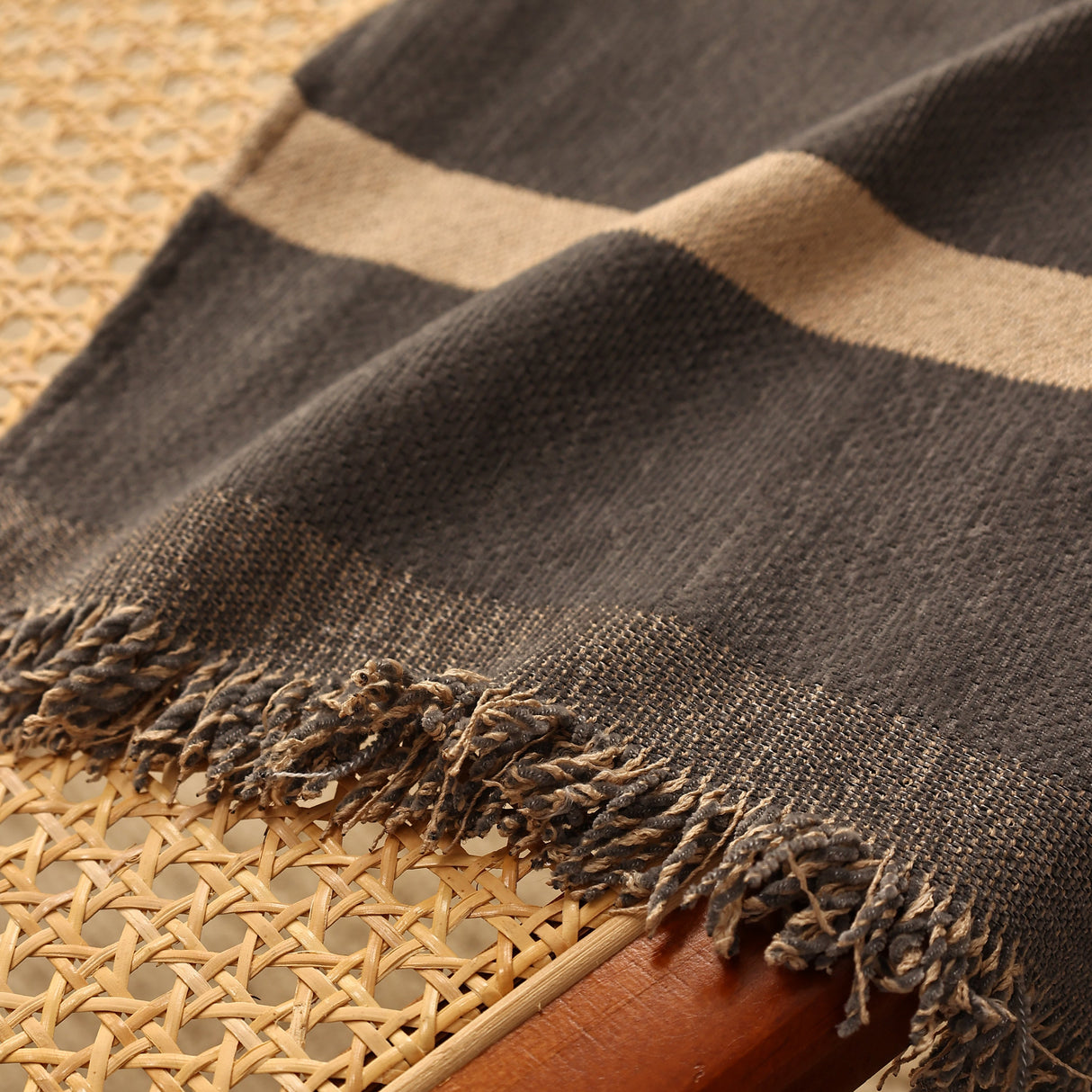 Butterfly Jacquard Soft Couch Blankets Cover for Couch Reversible Modern Sofa Slipcover Throw Covers