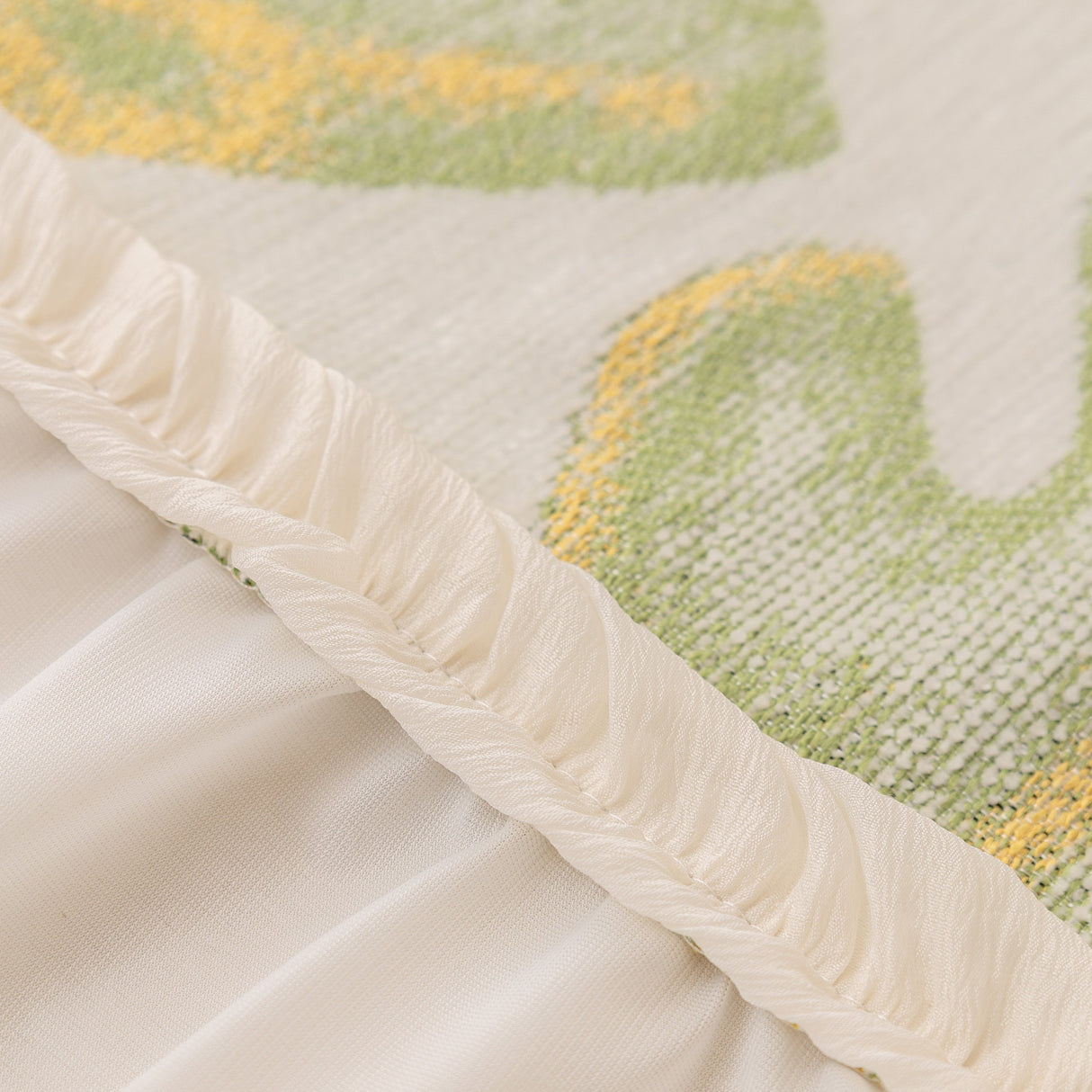 Botanical Sofa Cover with Chiffon Skirt, Floral Couch Throw Blanket for All-Season