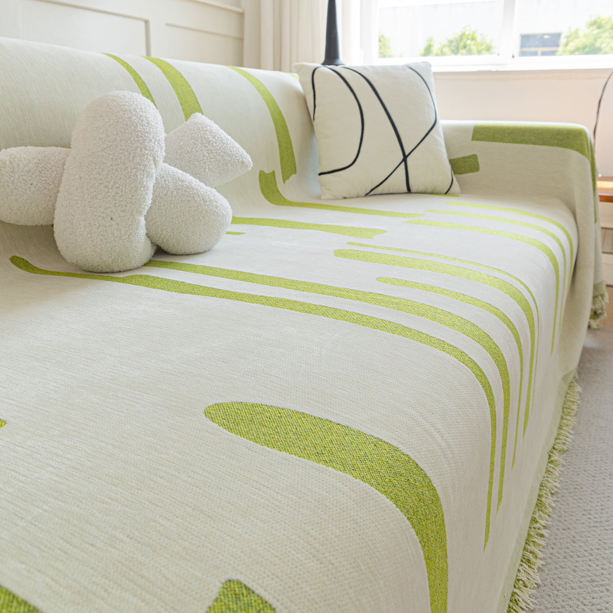 Soft Cozy Chenille Throw Cover for Couch with Tassel Accents, Dustproof Soft Throws for Sofa