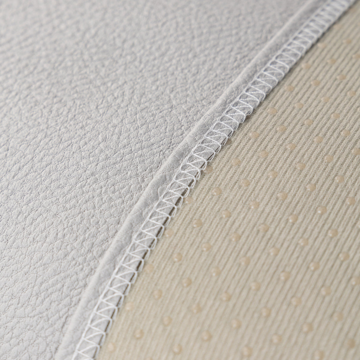 Waterproof Faux Leather Couch Throw Covers, Pet Couch Cover, Non Slip Furniture Covers for Leather Sofas