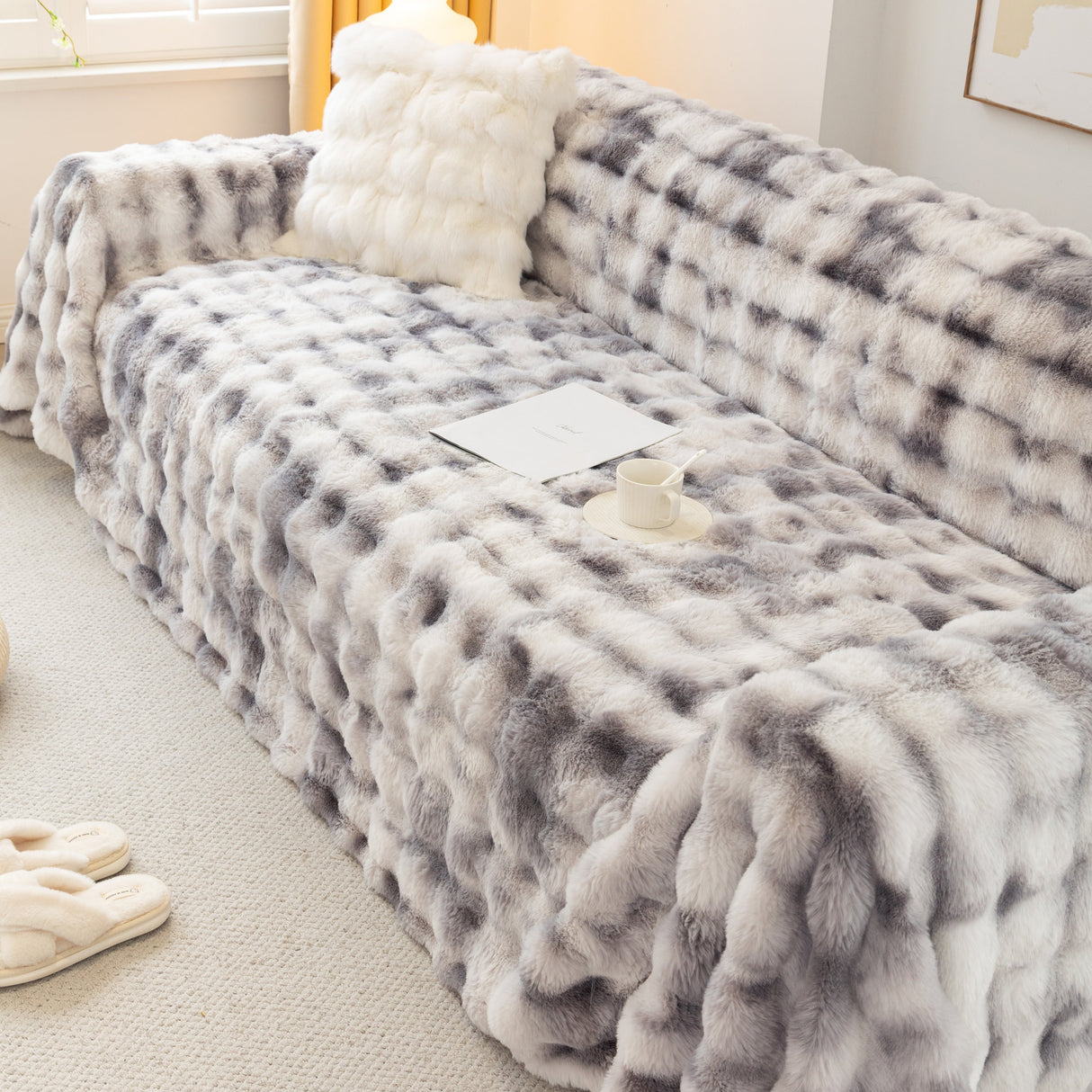 Thick Faux Fur Couch Cover Fluffy Fuzzy Warm Washable Furniture Protector for Kids Pets