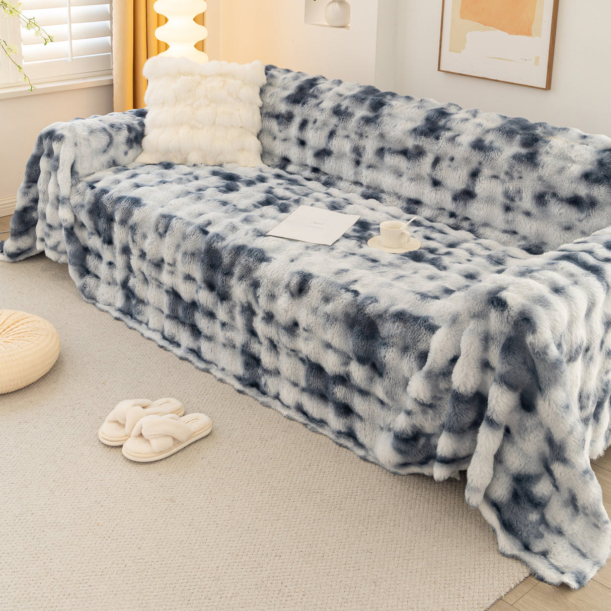 Thick Faux Fur Couch Cover Fluffy Fuzzy Warm Washable Furniture Protector for Kids Pets