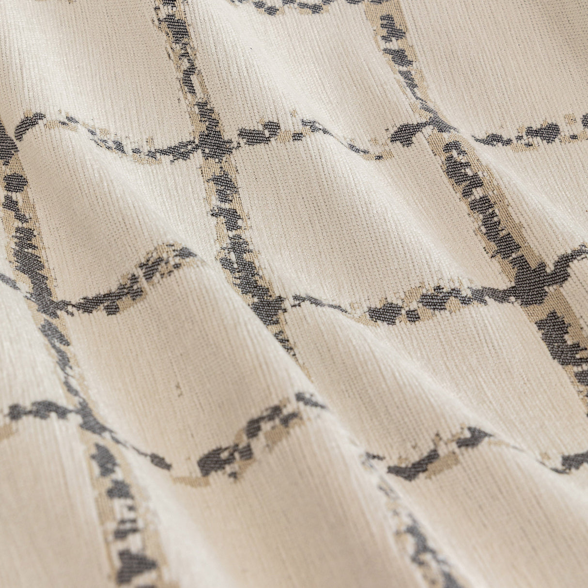 Grid Sofa Cover with Ruffle Skirt – Soft, Decorative, Full-Cover Couch Protector