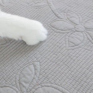 Floral Cotton Quilted Sofa Cover, Non-Slip Couch Protector with Scalloped Edges