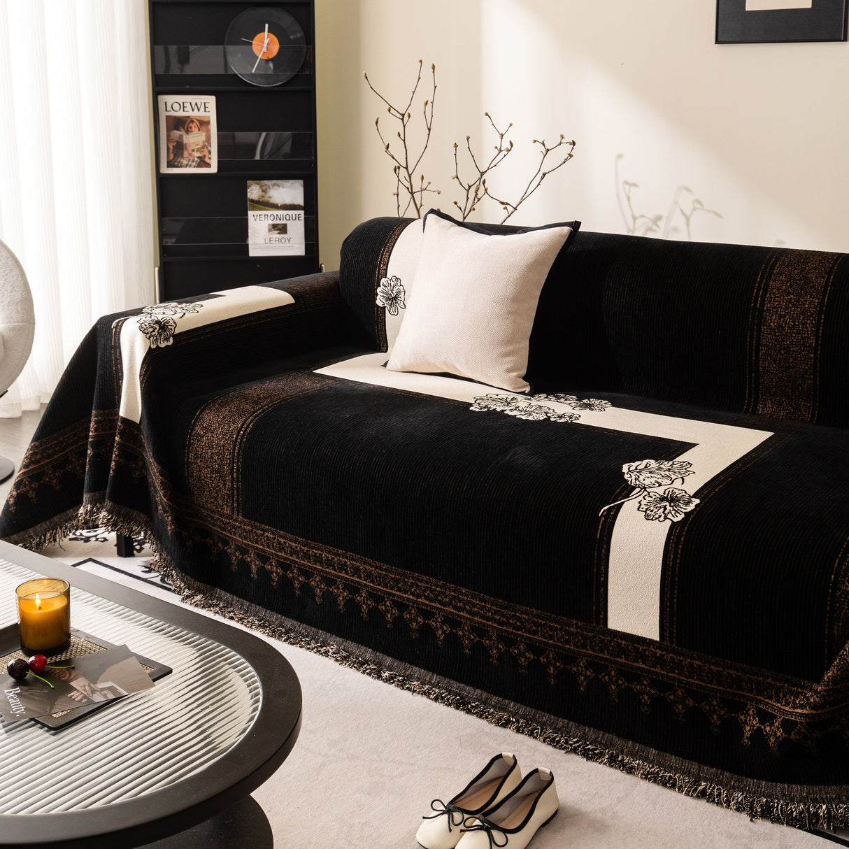 Jacquard Floral Band Sofa Cover with Tassels, Thick Textured Couch Throw Blanket