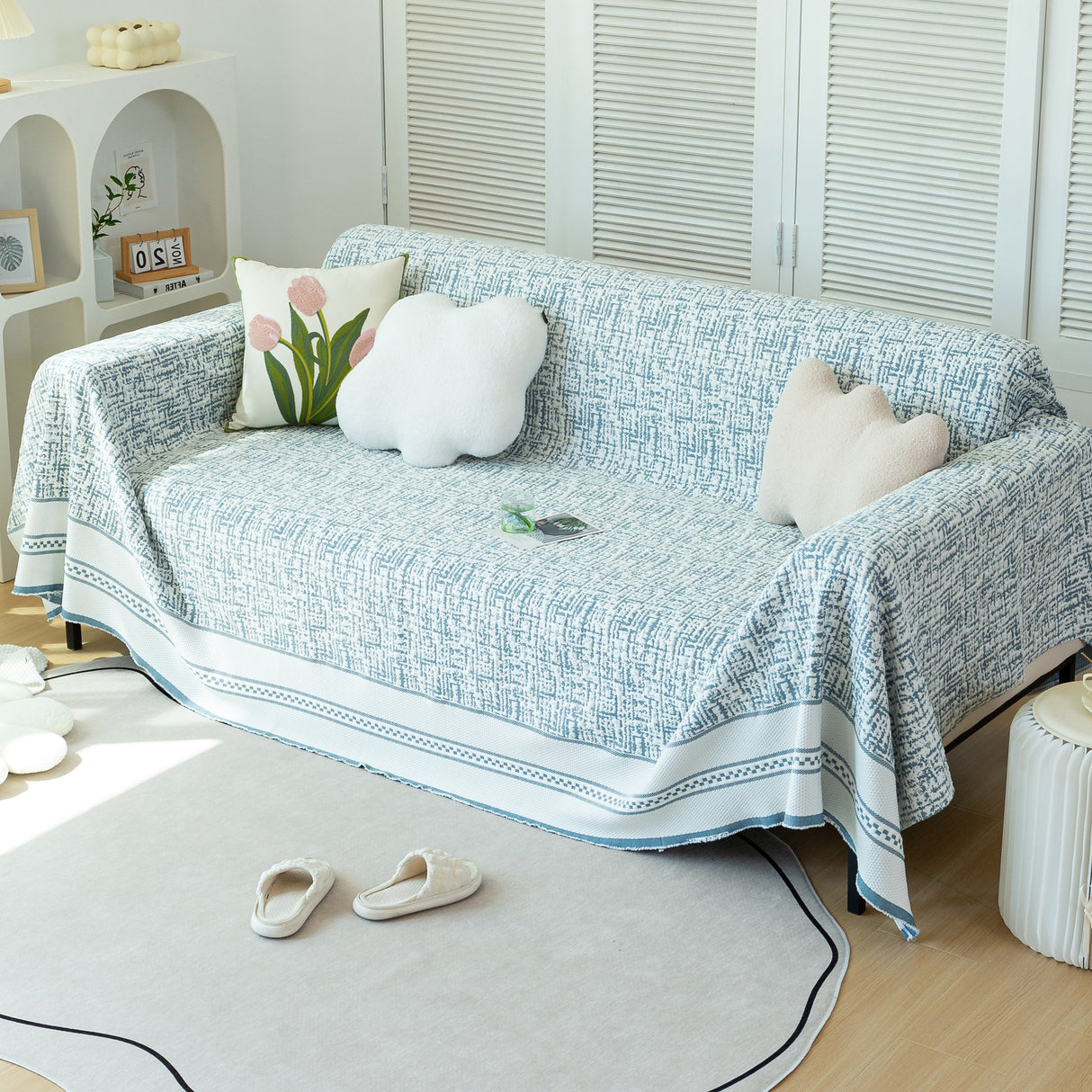 Cooling Throws for Sofas and Chairs, Scratch Resistant Couch Protector Blanket