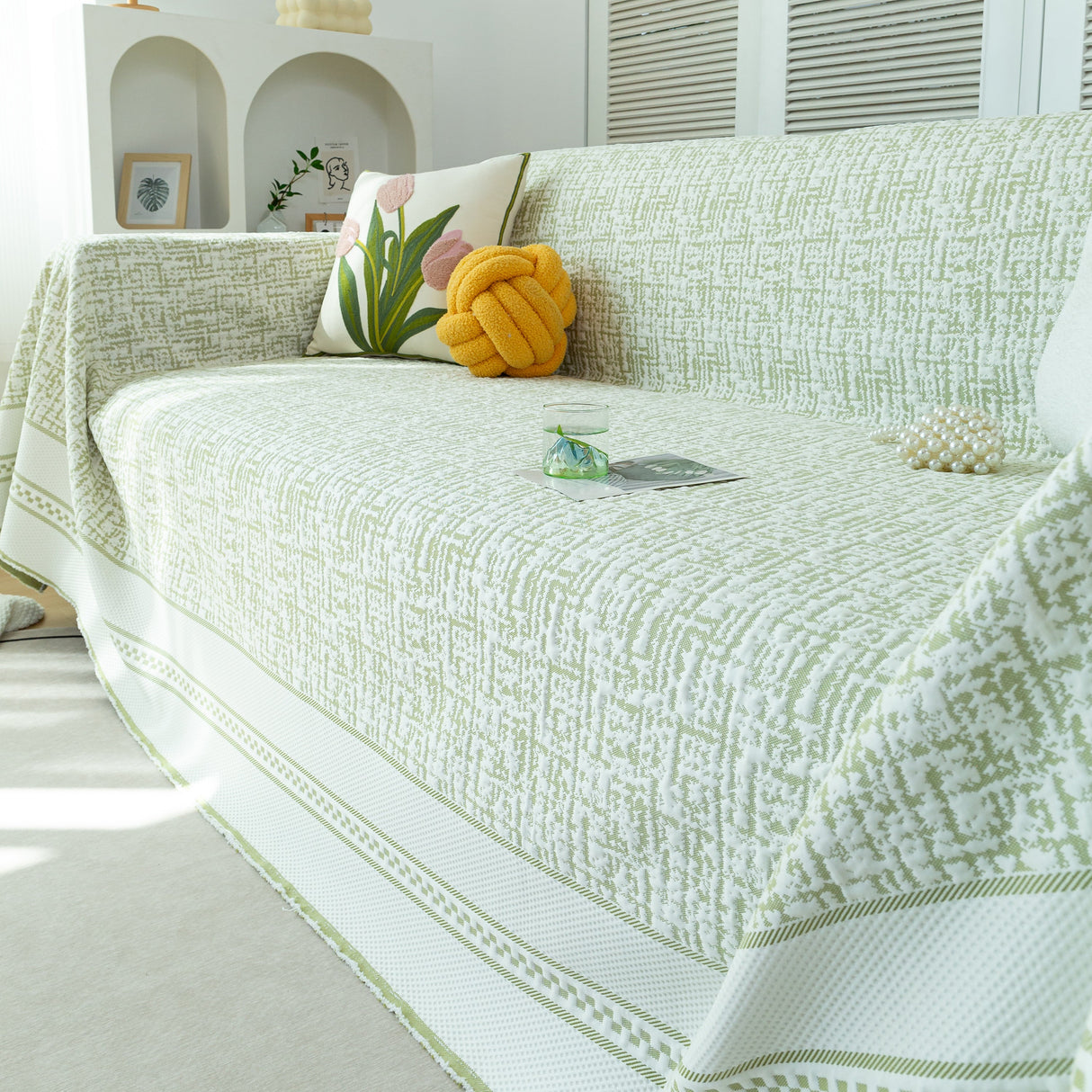 Cooling Throws for Sofas and Chairs, Scratch Resistant Couch Protector Blanket