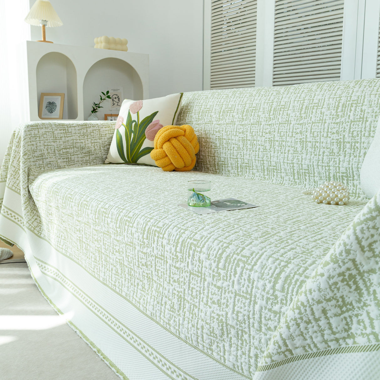 Cooling Throws for Sofas and Chairs, Scratch Resistant Couch Protector Blanket