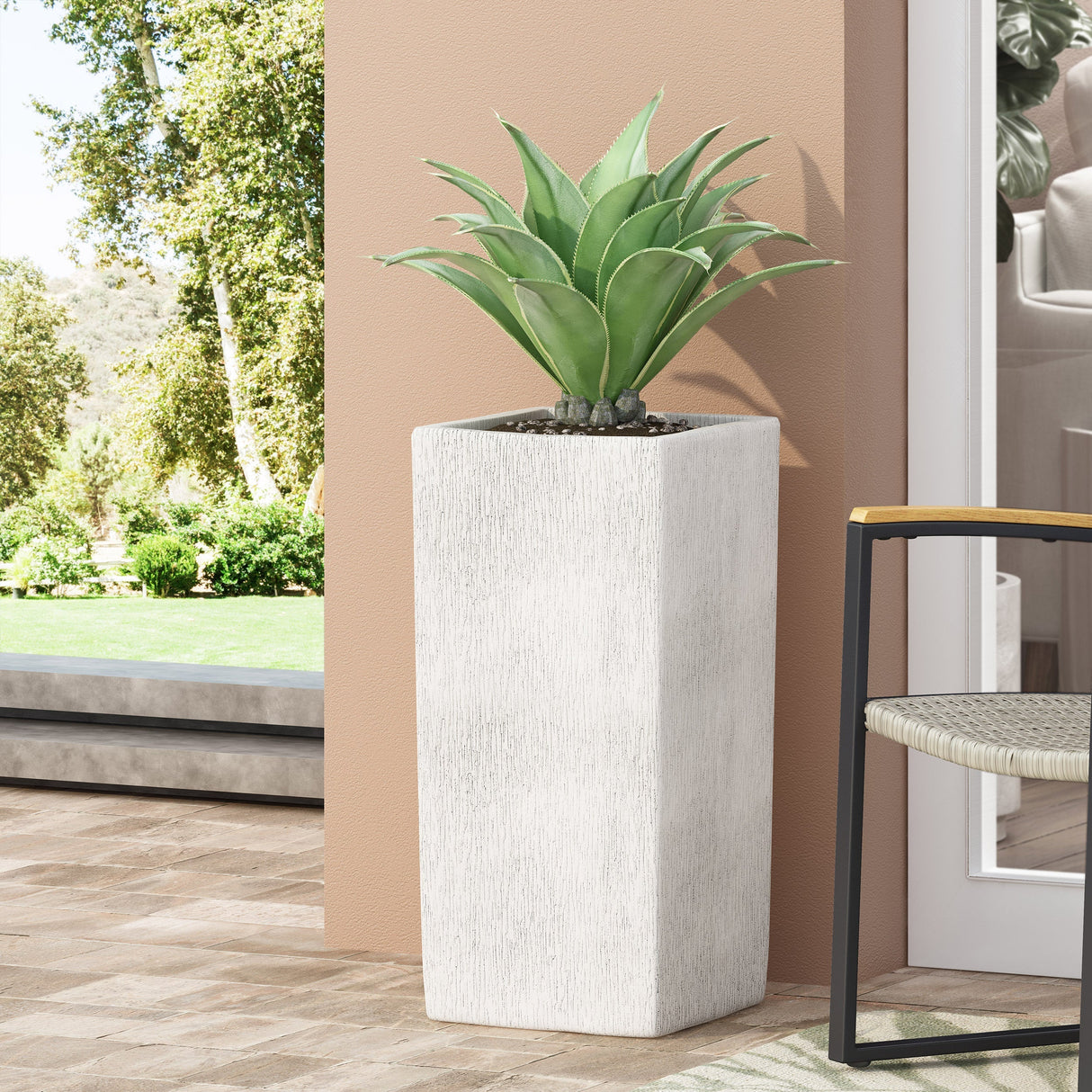 MGO Planter