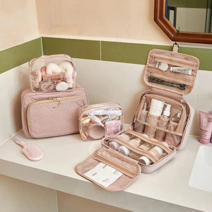 Voyage Hanging Toiletry Case
