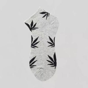 1 Pairs Men Tide Socks Autumn And Winter Low-Cut Solid Color Cotton Socks Maple Leaf Boat Socks Hip-Hop Skateboard Short Socks Unisex Style Boat Socks For Men And Women