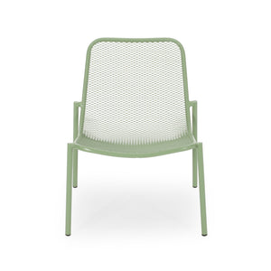 Outdoor Iron Chair With Mesh Design by Couch.com