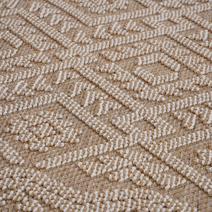 Guros - 8' X 10' Traditional Indoor / Outdoor Area Rug - Natural