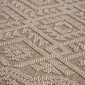 Guros - Trendy Traditional Indoor / Outdoor Rug by Couch.com