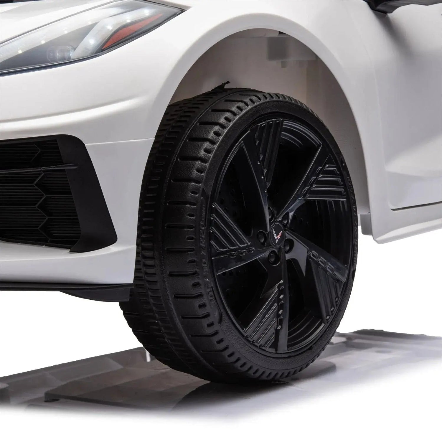 12V Chevrolet Corvette C8 Stingray 1-Seater Kids Ride-On Car