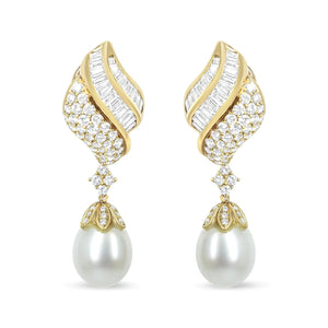 18k Yellow Gold 7.0 Cttw Baguette and Round Diamond South Sea Pearl Drop Dangle Clip-On Earrings (F-G Color, VS1-VS2 Clarity)