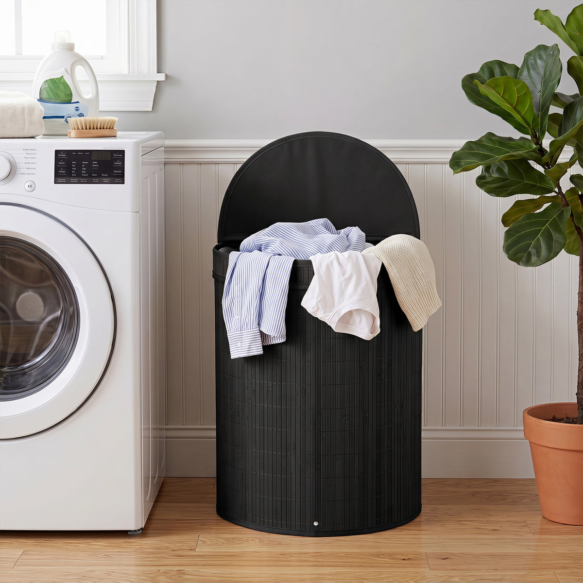 19 Gal Capacity Bamboo Laundry Hamper with Zippered Lid-Black