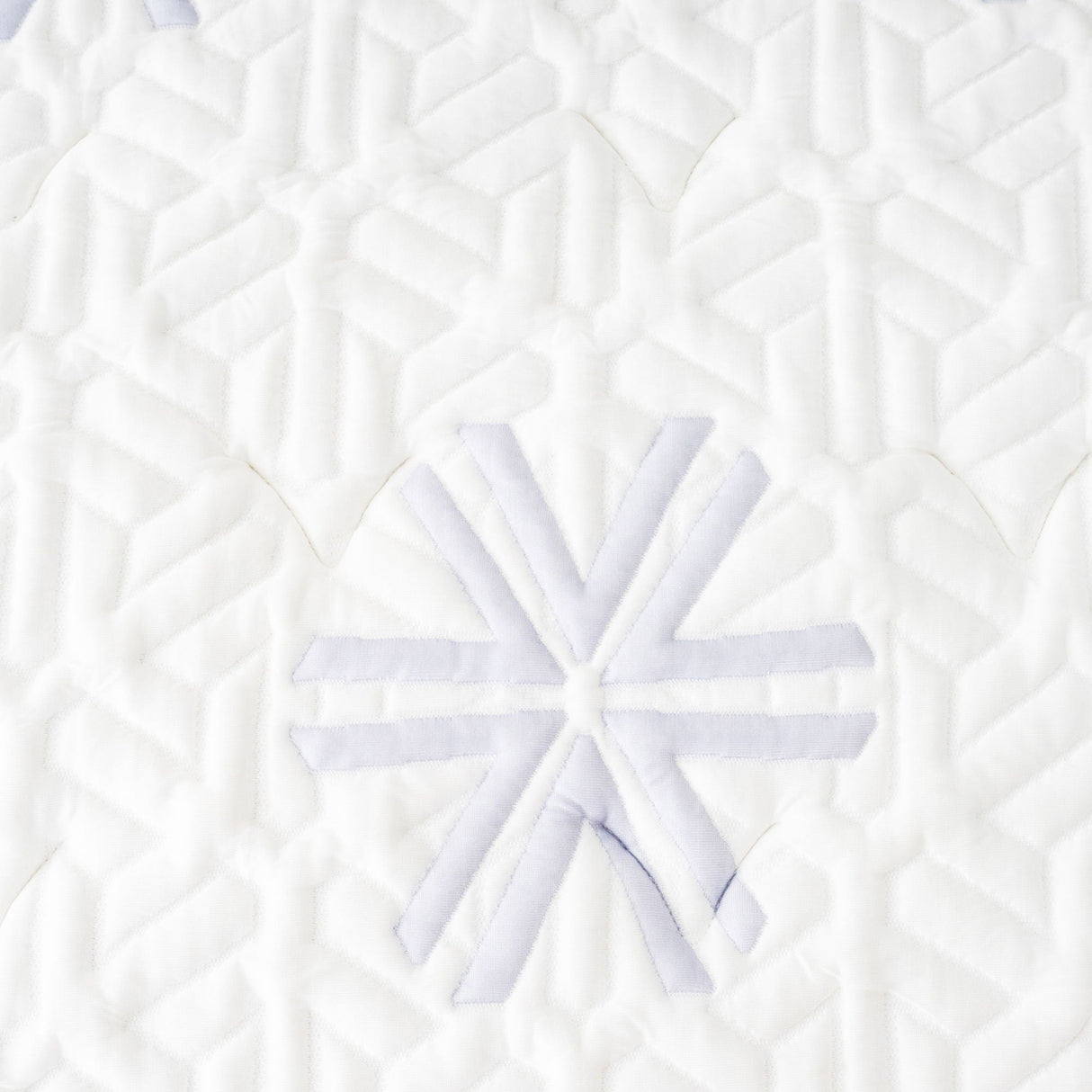 Venus Williams - 14" Serve Hybrid Mattress by Couch.com