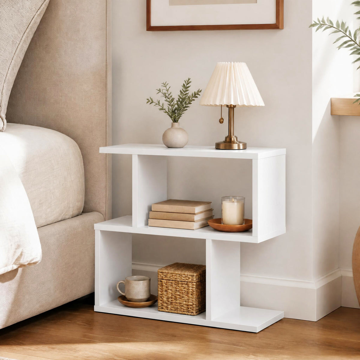 24 Inch 3-Tier Geometric Bookshelf with Thick Foot Pads-White