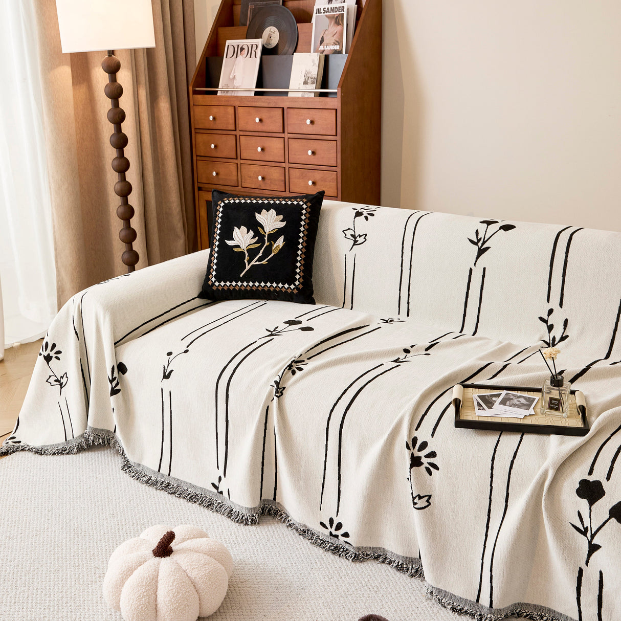 Chenille Jacquard Sofa Throw Cover with Tassel Soft Thick Couch Protector Blanket