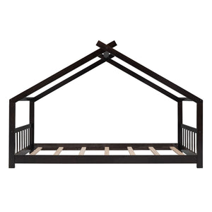 Wooden Playhouse Bed by Couch.com