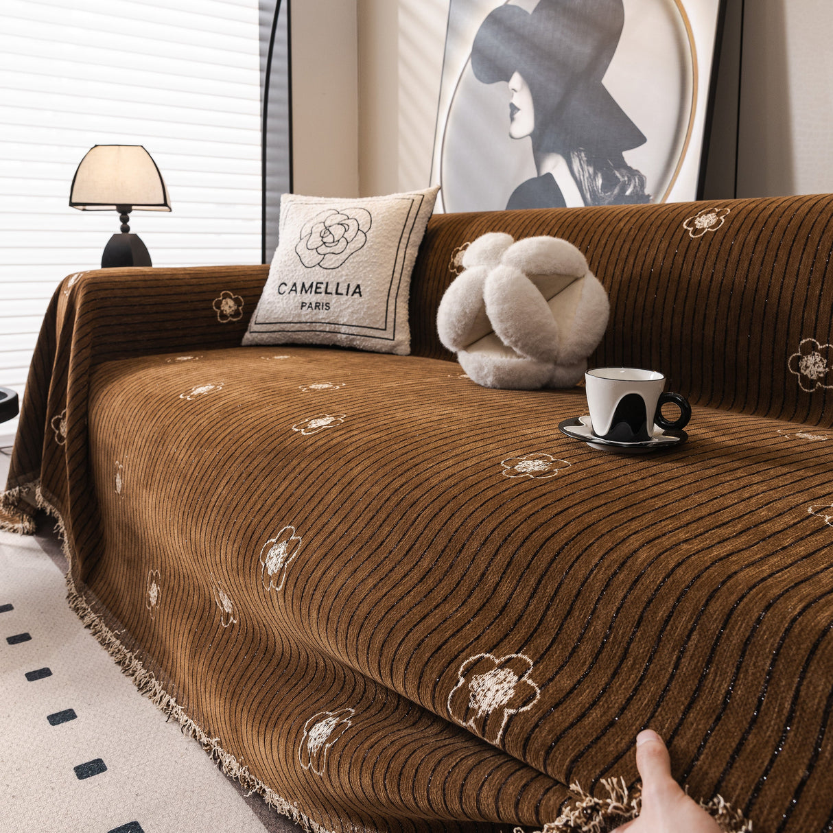 Chenille Camellia Floral Sofa Throw Cover Couch Blanket with Striped Jacquard