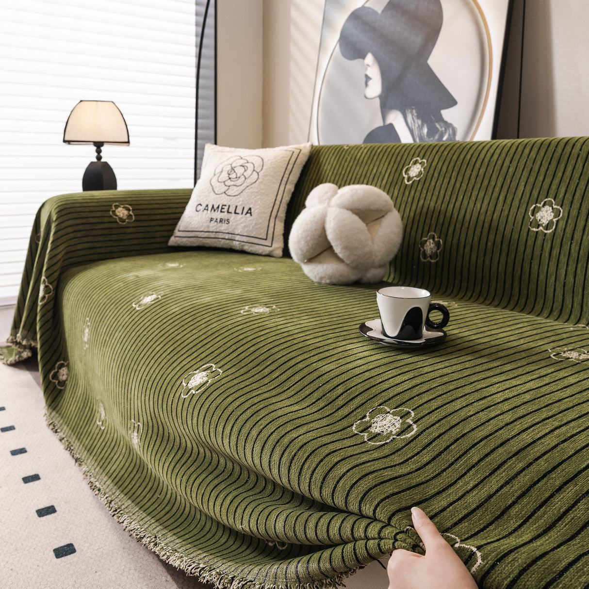 Chenille Camellia Floral Sofa Throw Cover Couch Blanket with Striped Jacquard