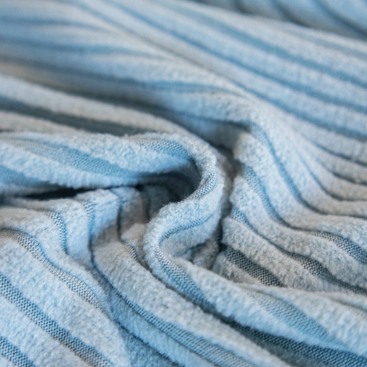 Modern Slipcovers Geometric Textured Stretchable Sofa Cover for Couch with Chaise