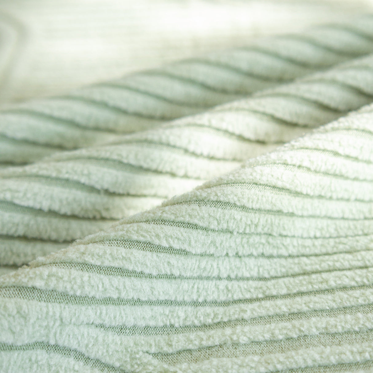 Modern Slipcovers Geometric Textured Stretchable Sofa Cover for Couch with Chaise