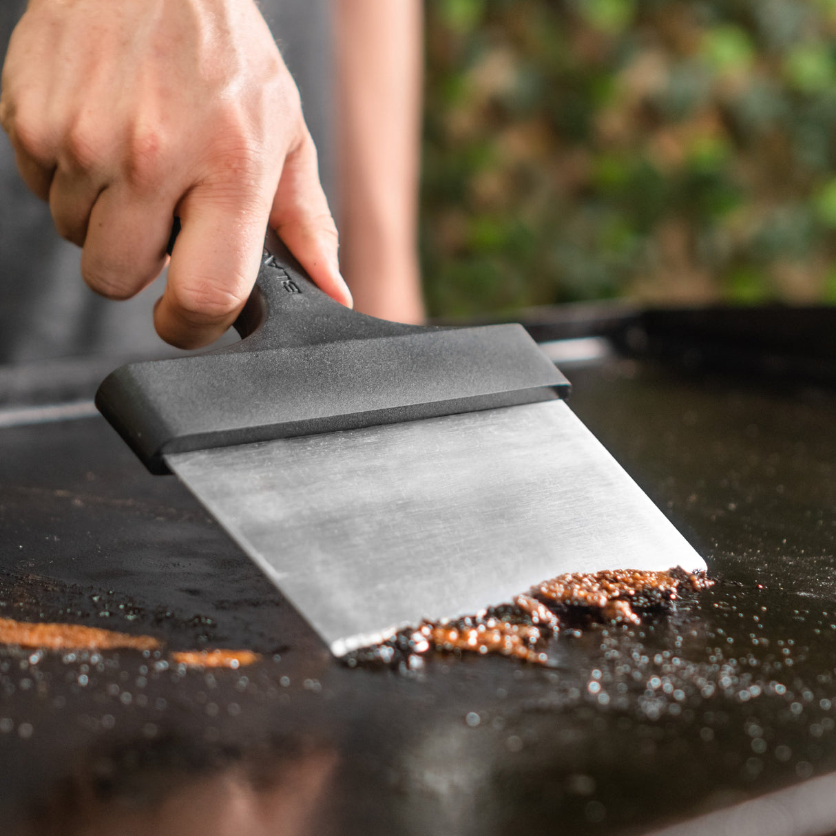 Blackstone 6" Scraper with Plastic Handle