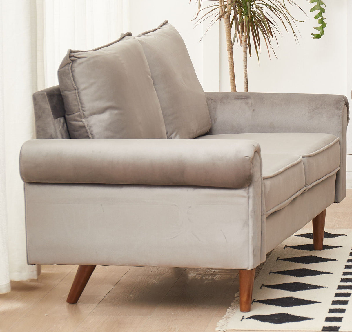 Graceful Design Plush Comfort Loveseat by Couch.com