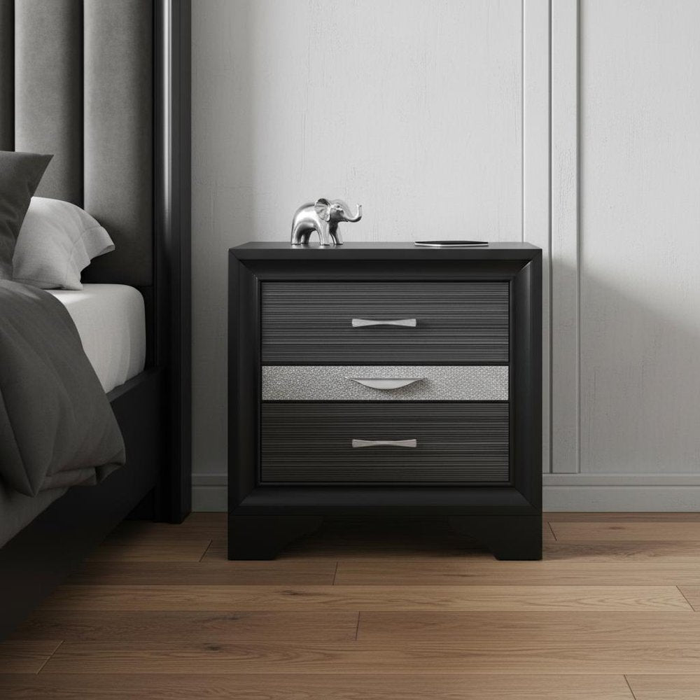 17" Rectangular Three Drawers Nightstand With Solid Wood Top