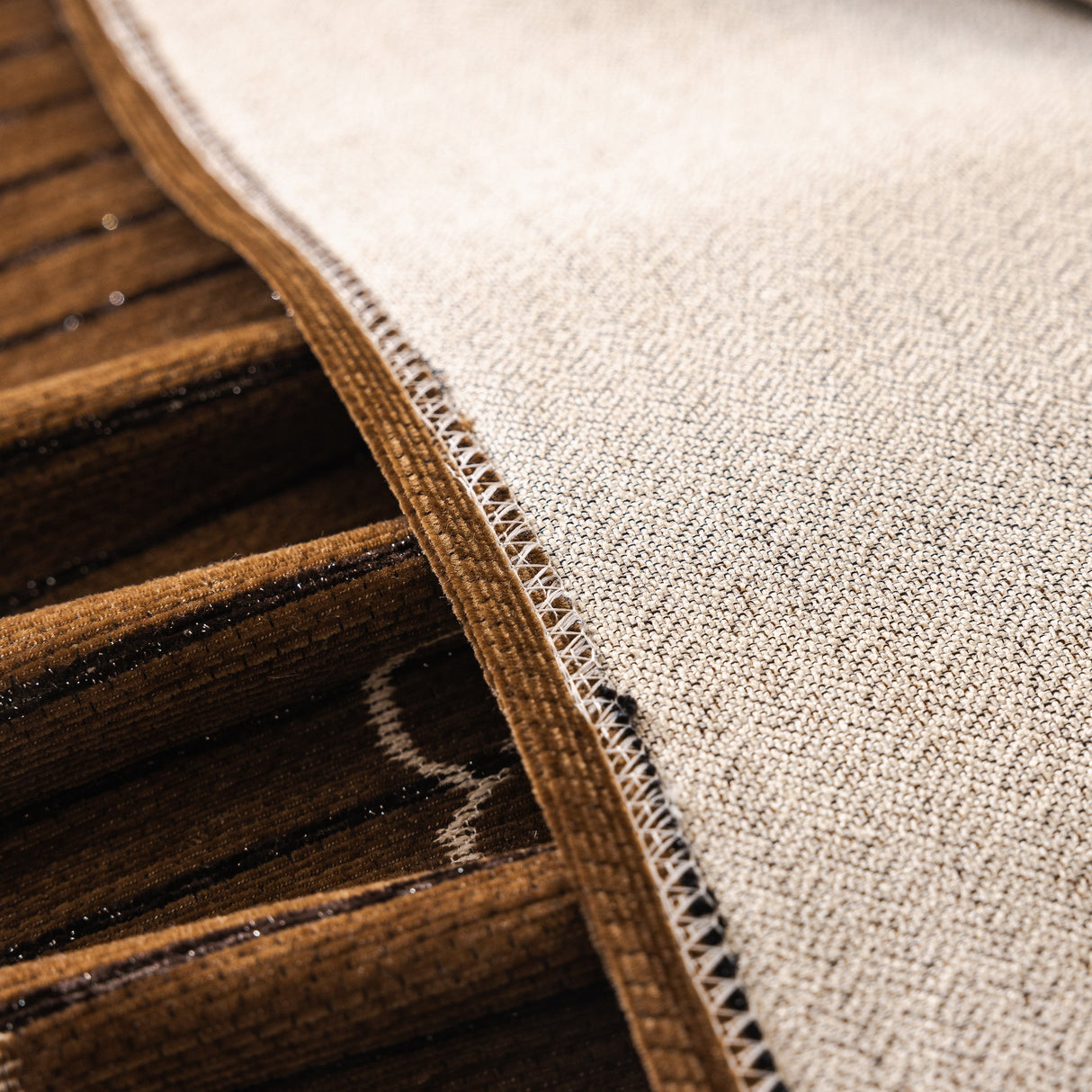 Chenille Camellia Floral Sofa Throw Cover Couch Blanket with Striped Jacquard